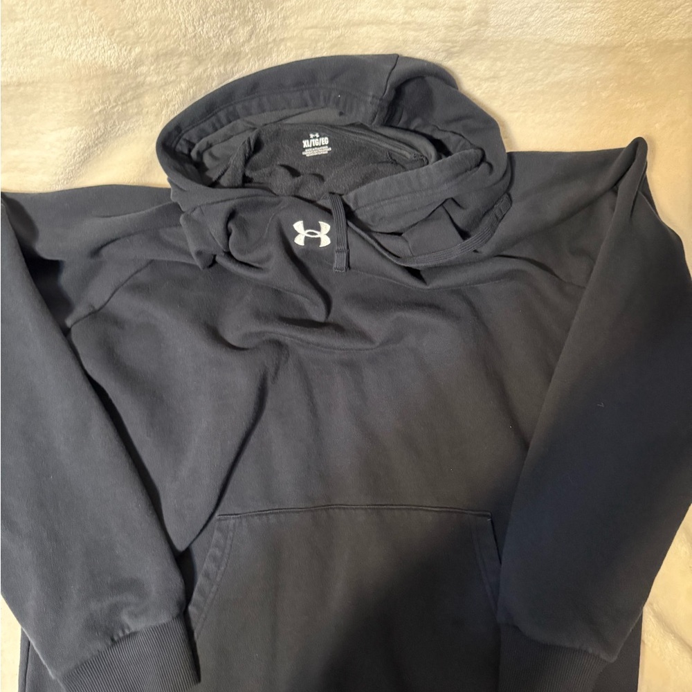 🌺🌸CLOSET BLOWOUT🌸🌺 Under Armour BLACK Hoodie with Logo men XL